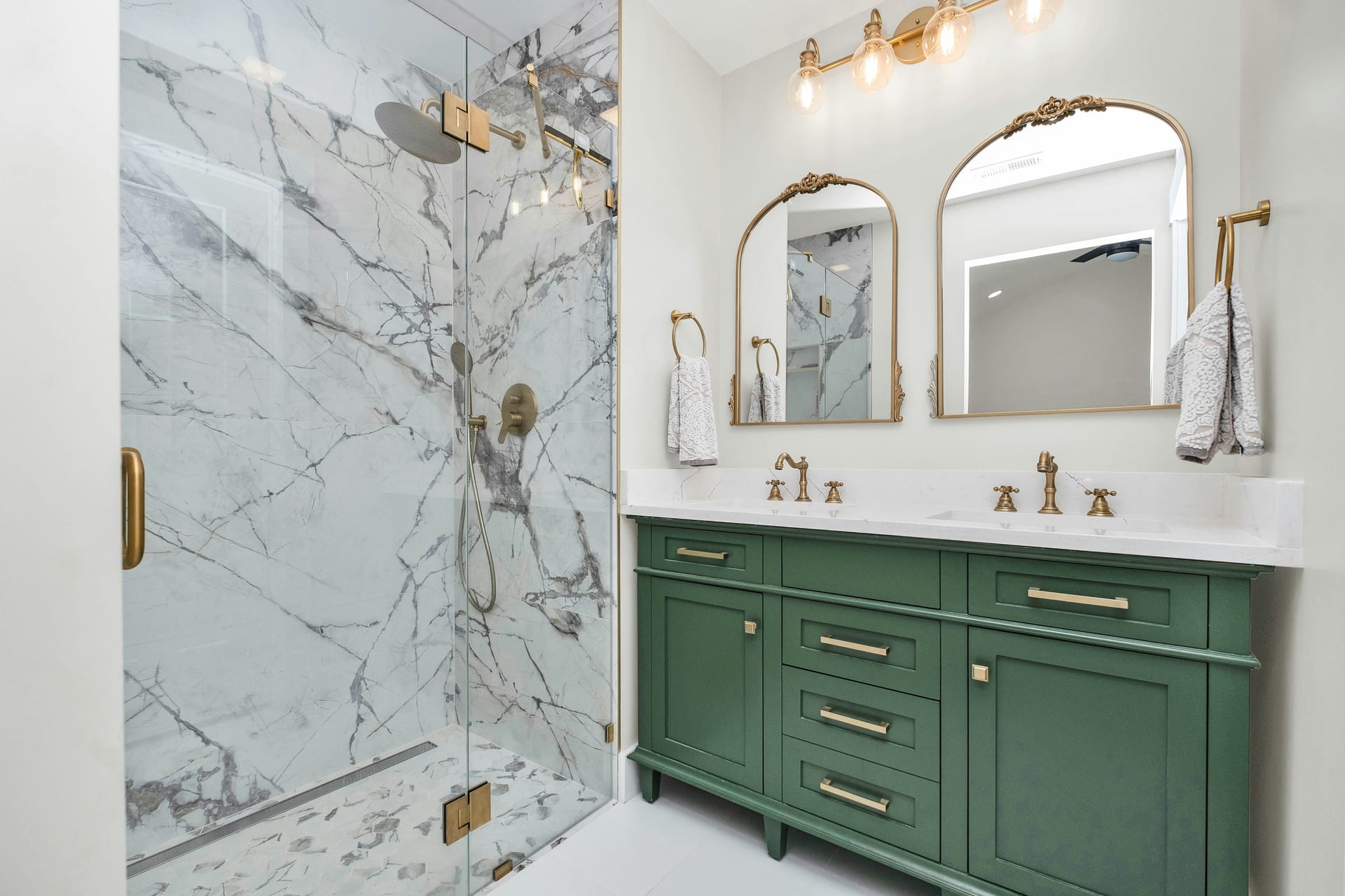 Bathroom remodeling example showing craftsmanship detail for Houston homeowners.